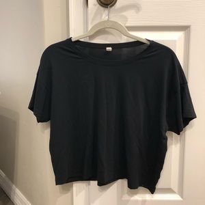 Lululemon crop tee size 8!